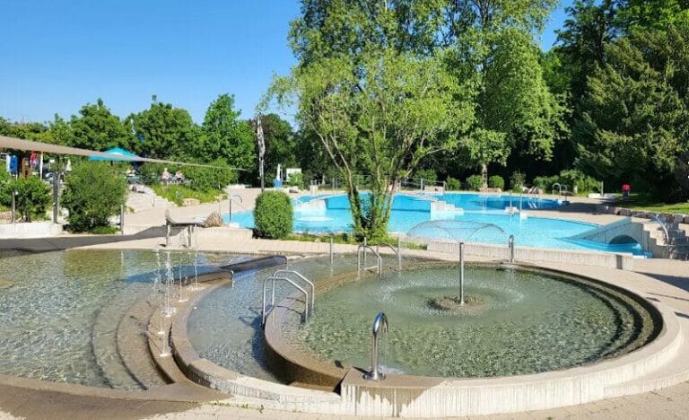 Schwimmbad Arlesheim